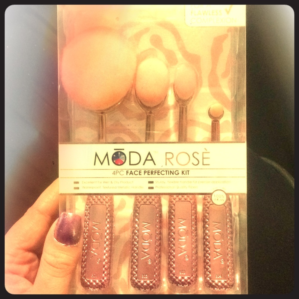 Make up brushes